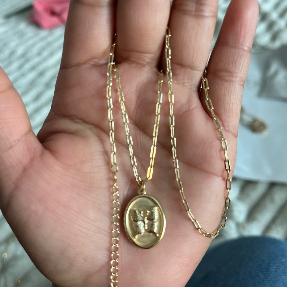 Gold Butterfly Pendant Necklace